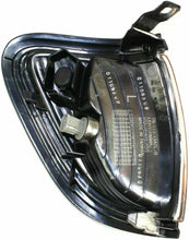 Load image into Gallery viewer, Front Grille Assembly Kit 7pcs For 2001-2004 Toyota Tacoma with Headlight Filler