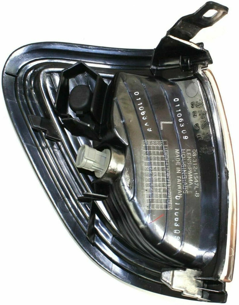 Front Grille Assembly Kit 7pcs For 2001-2004 Toyota Tacoma with Headlight Filler